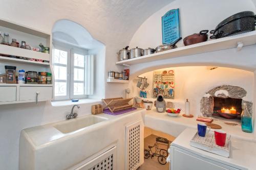 Virtuvė arba virtuvėlė apgyvendinimo įstaigoje White Cave Private Villa