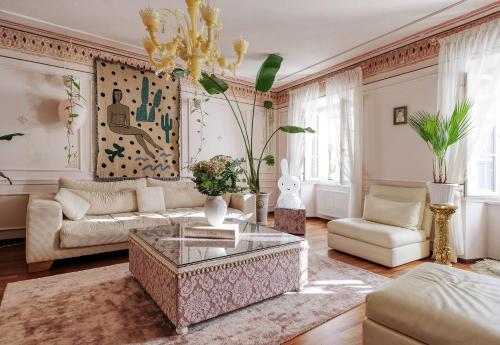 Mondo Diverso by KOT SEN Rare Hand-Painted Residence
