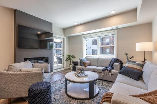 Гостиная зона в La Sombra at Sparrowhawk Lodge Brand New 2Bd