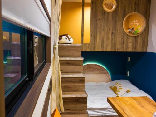 Tokyo Nook
