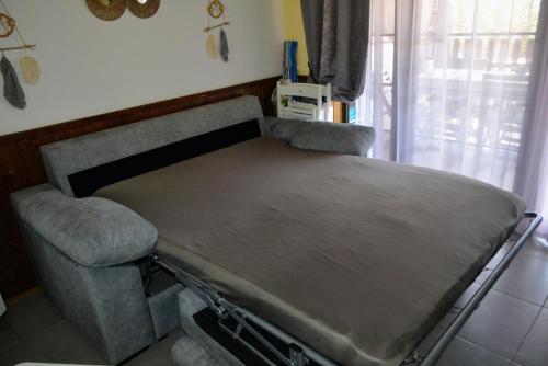 Cama o camas de una habitación en No & Na Bungalow Montecastillo i1