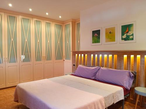 Posteľ alebo postele v izbe v ubytovaní VILLA DU LAC spéciale pour famille avec enfant