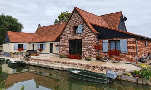Au chemin du paradis Gîte de 10 personnes 4 Etoiles