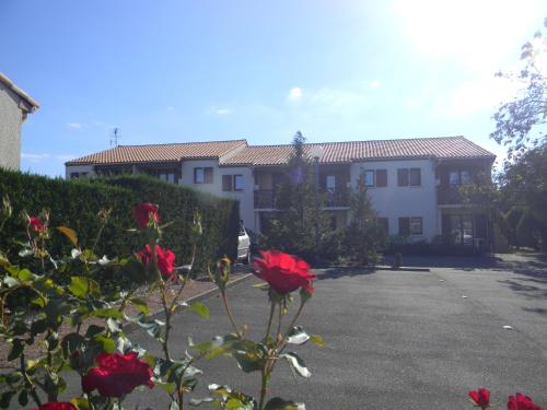 Budova, kde se aparthotel nachází