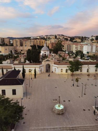 Great 3BR apartment next to Malaga Oldtown AC-FREE PARKING