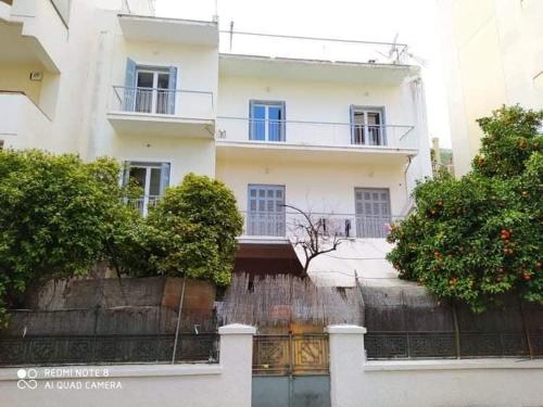 3 beds room with garden 5' from metro