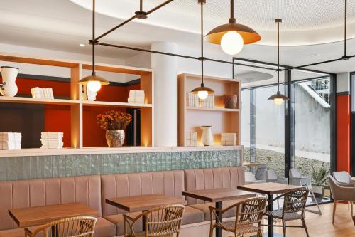 Гостиная зона в B&B HOTEL Viana do Castelo