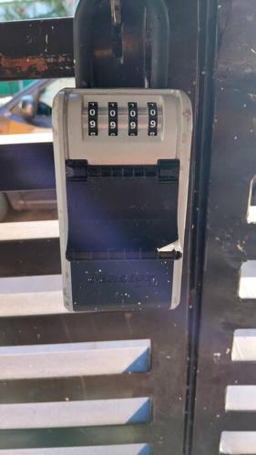 a close up of a parking meter with its door open at Praderas in Los Mochis