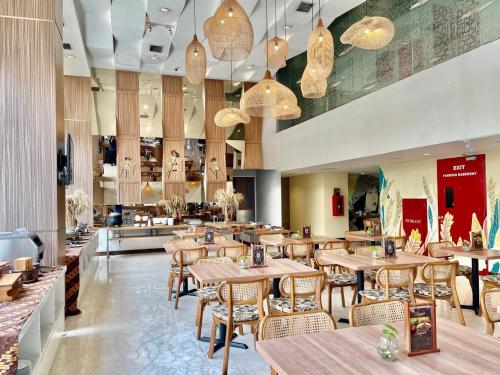 Restaurace v ubytování Cordela Senen Jakarta