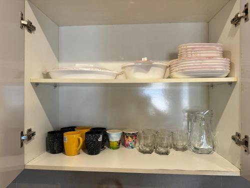 Kuchyň nebo kuchyňský kout v ubytování Luxury 1BDR Cube Apartment