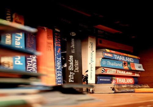 Perpustakaan di asrama