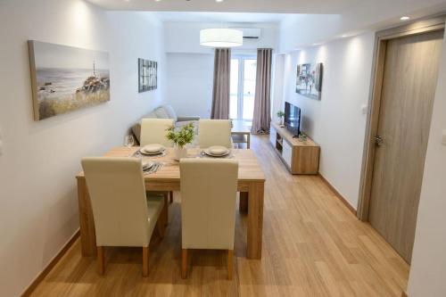 2BR Apartment next to the Metro station