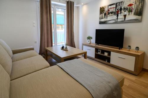 2BR Apartment next to the Metro station
