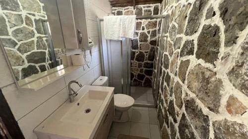Ένα μπάνιο στο Mersin Arslanköy Kod 515