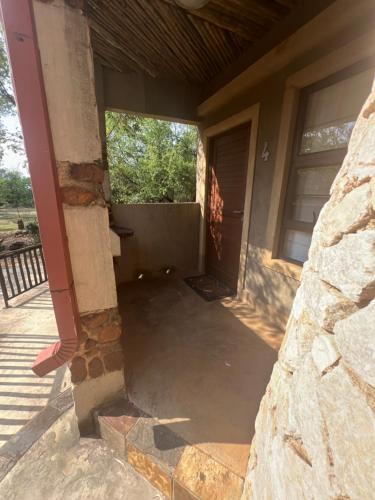Φωτογραφία από το άλμπουμ του Damascus Bush Lodge σε Hartbeespoort
