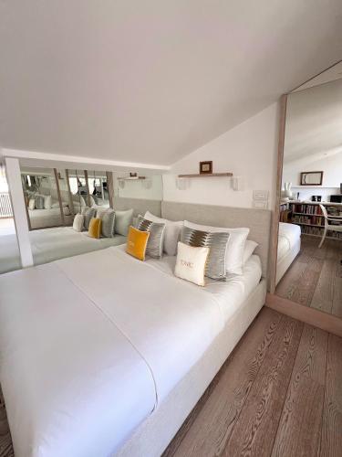 Art Lover's Loft