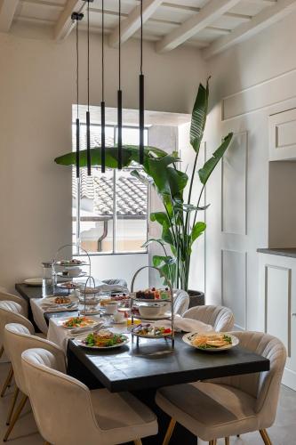 Palazzo Goldoni Condotti Collection photo 23