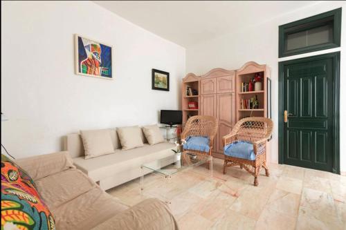Pavia Central Suite by Valcambre
