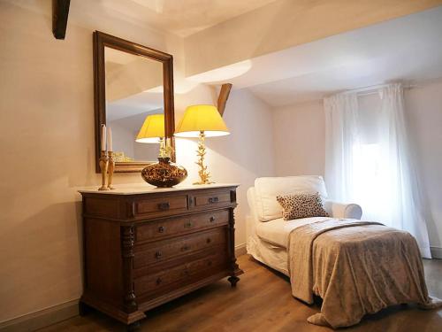 Ένα ή περισσότερα κρεβάτια σε δωμάτιο στο Guest house with charm, Le figuier