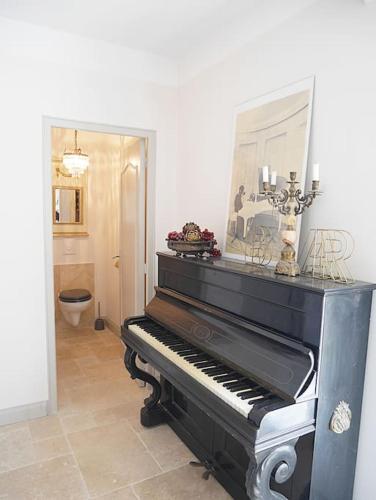 Φωτογραφία από το άλμπουμ του Guest house with charm, Le figuier σε Vignonet
