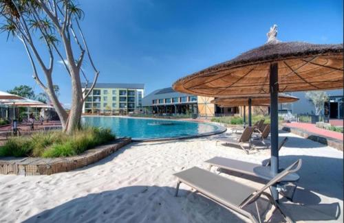 Swimmingpoolen hos eller tæt på Chaka at TheCreek