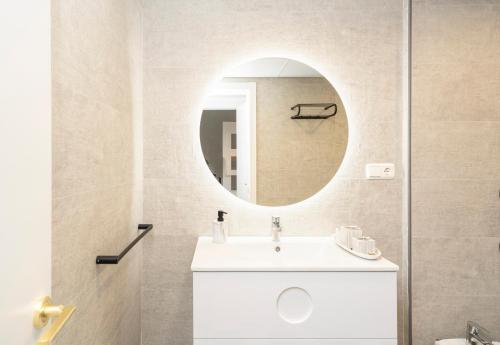 Ronda Suites 193 junto a hospitales y cerca centro con Parking Gratis