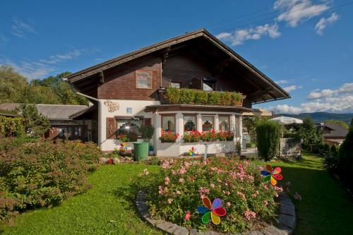 Fotografie z fotogalerie ubytování Z_Gästehaus Auf der Höhe v destinaci Keutschach am See
