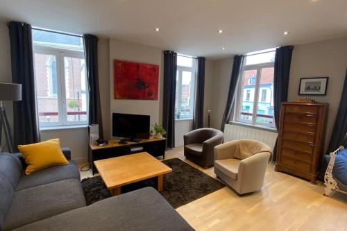 Photo de la galerie de l'établissement Vaste T2 Port Fluvial de Wambrechies - Balthazar, à Wambrechies