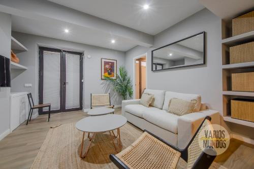 Encanto en El Rastro para 7, Calle Juanelo E1