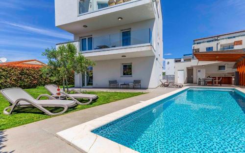 Villa Oceandream - Meerblick - beheizter Pool - Hydromassage