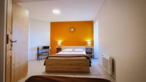 Photo de la galerie de l'établissement Grande maison en Ardèche, à Chalencon