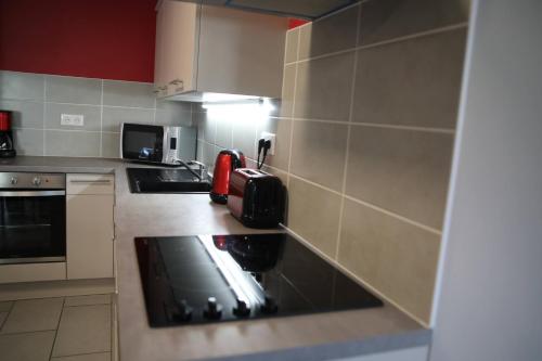 Photo de la galerie de l'établissement Grande maison en Ardèche, à Chalencon