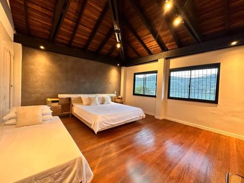 Katil atau katil-katil dalam bilik di Escape Cabin at Baguio