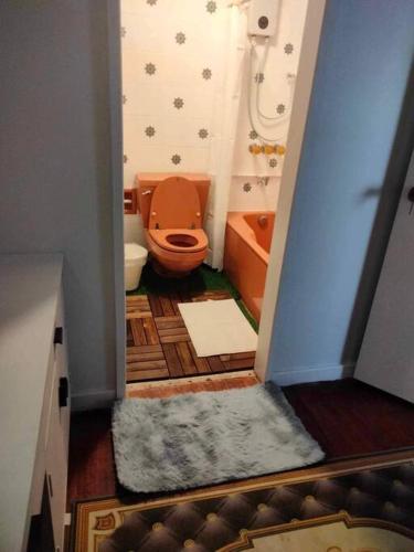 Bilik mandi di Escape Cabin at Baguio