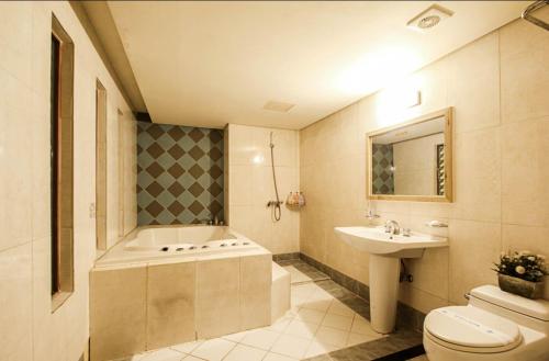 Un baño de Small Village of Inca Motel