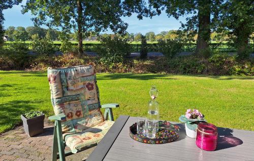 Taman di luar 3 Bedroom Gorgeous Home In Ijhorst