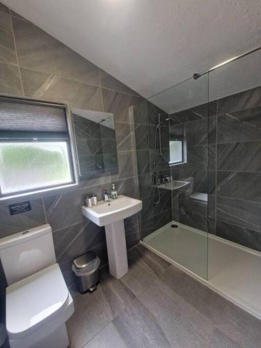 Wild Oats Lodge 17 - Yellowtop Country Park - Hot Tub - Yorkshire photo 9