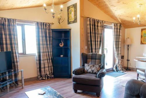Wild Oats Lodge 17 - Yellowtop Country Park - Hot Tub - Yorkshire photo 18