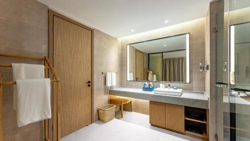 Koupelna v ubytování Holiday Inn Hainan Xiangshui Bay by IHG
