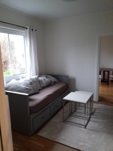 Katil atau katil-katil dalam bilik di Apartments in attractive Edsviken, Sollentuna