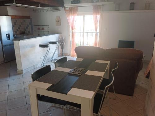 Le Petit Saint Jacques