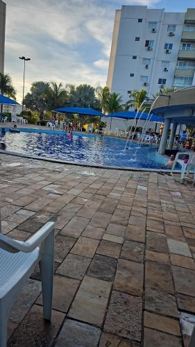 A piscina localizada em Lagoa Quente Flat Service ou nos arredores