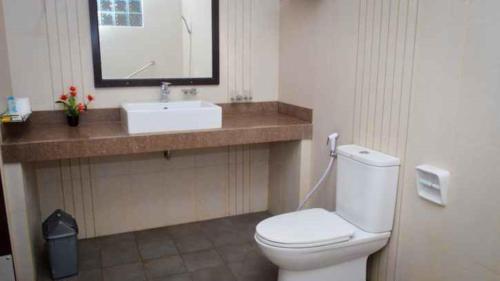 Gallery image of Uni Beach Hotel in Pangandaran