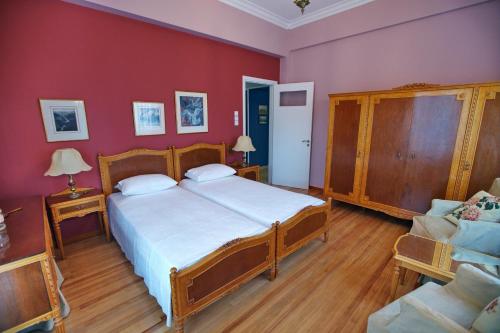 Marichris's place