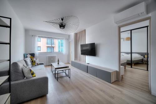 Moderne 2 chambres TERRASSE, MARTINEZ CARLTON A2B249