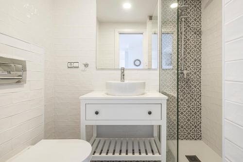 Gemelos 2 21-B Levante Beach Apartment