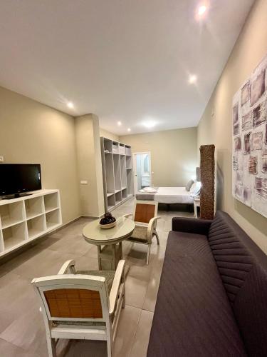 Vial Suites GP