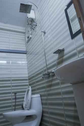 Un baño de Ghala Inn