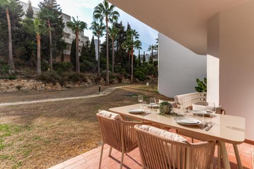 Estepona Golf Apt - Los Pintores - Pool & Terrace photo 26