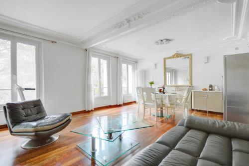 Place de la République - Suite Haussmannienne